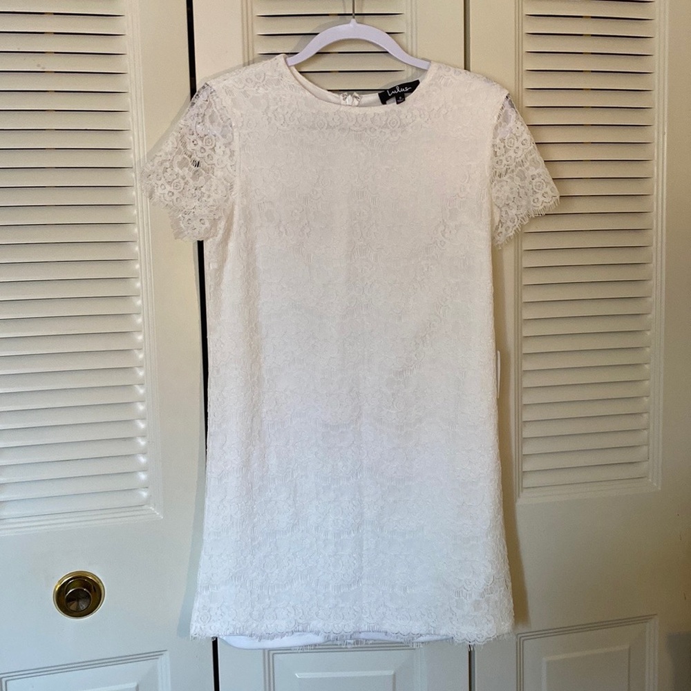NWT! Lulu’s White Lace Dress